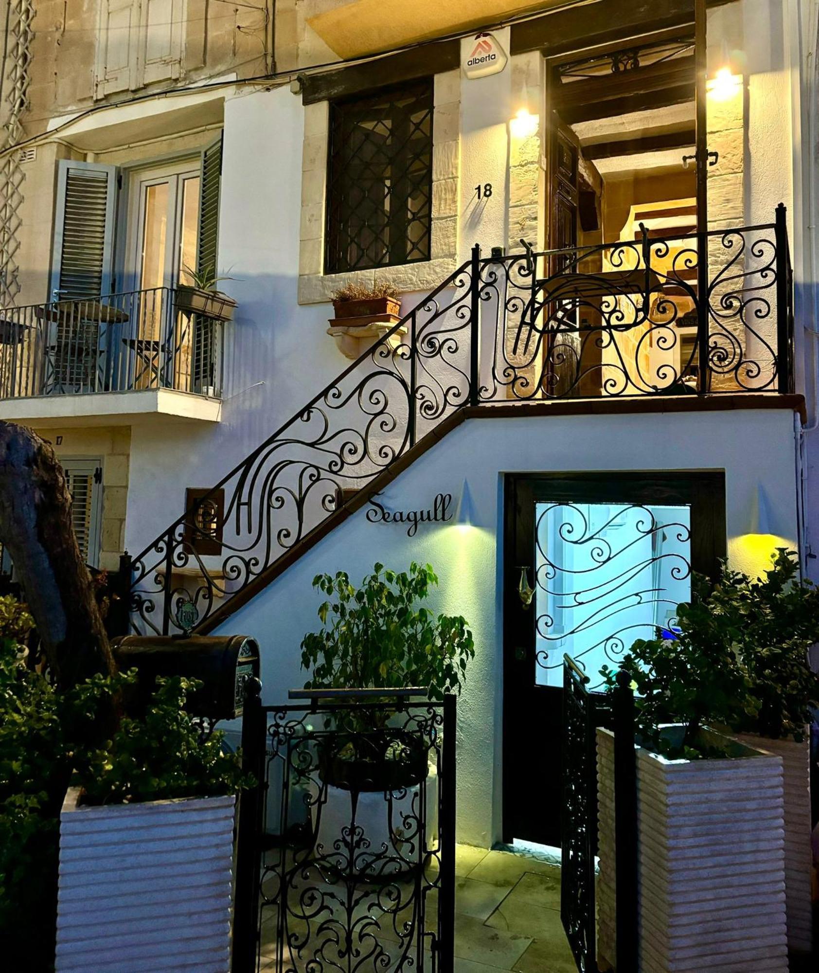 Seagull Birgu - Waterfront Home Εξωτερικό φωτογραφία