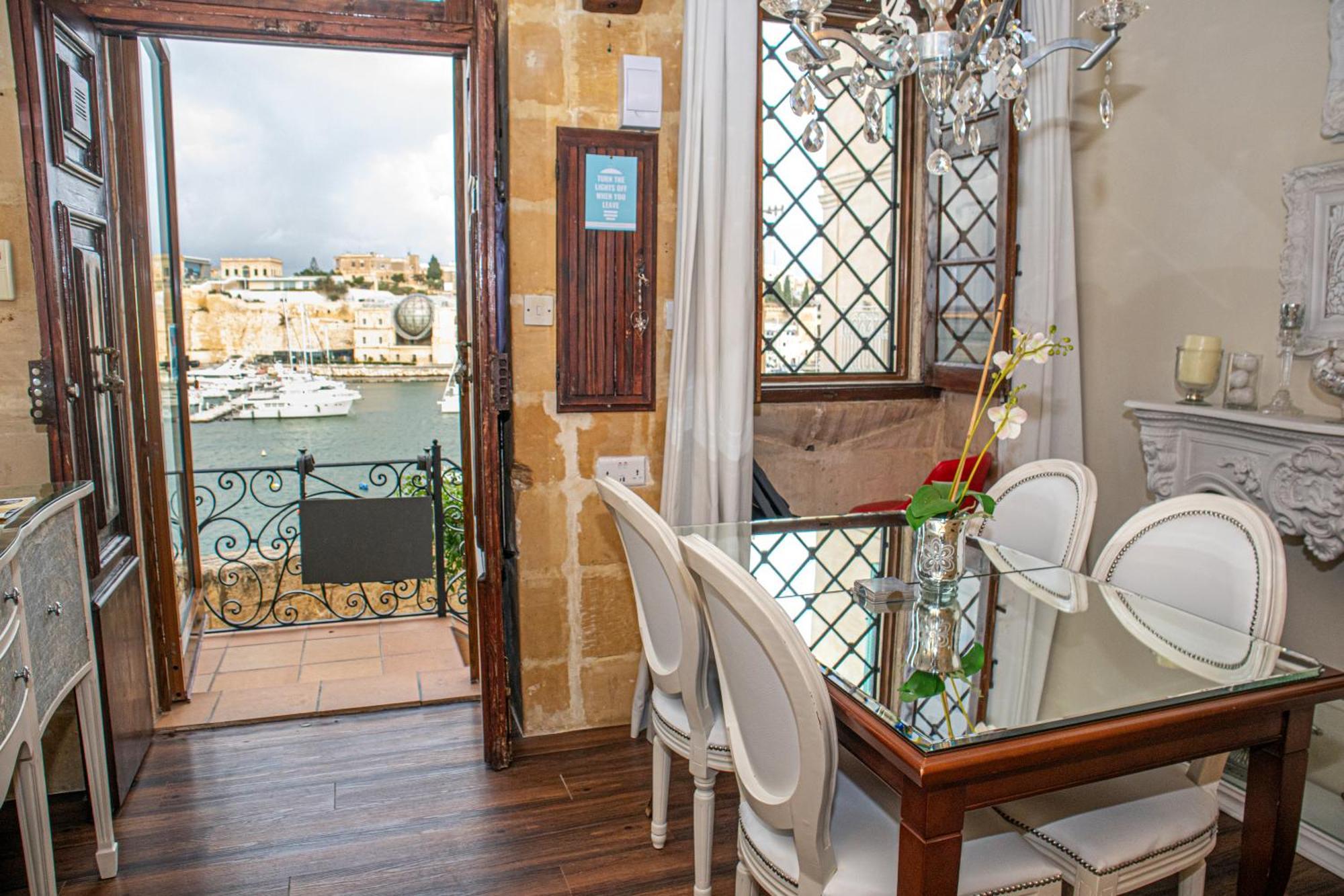 Seagull Birgu - Waterfront Home Εξωτερικό φωτογραφία