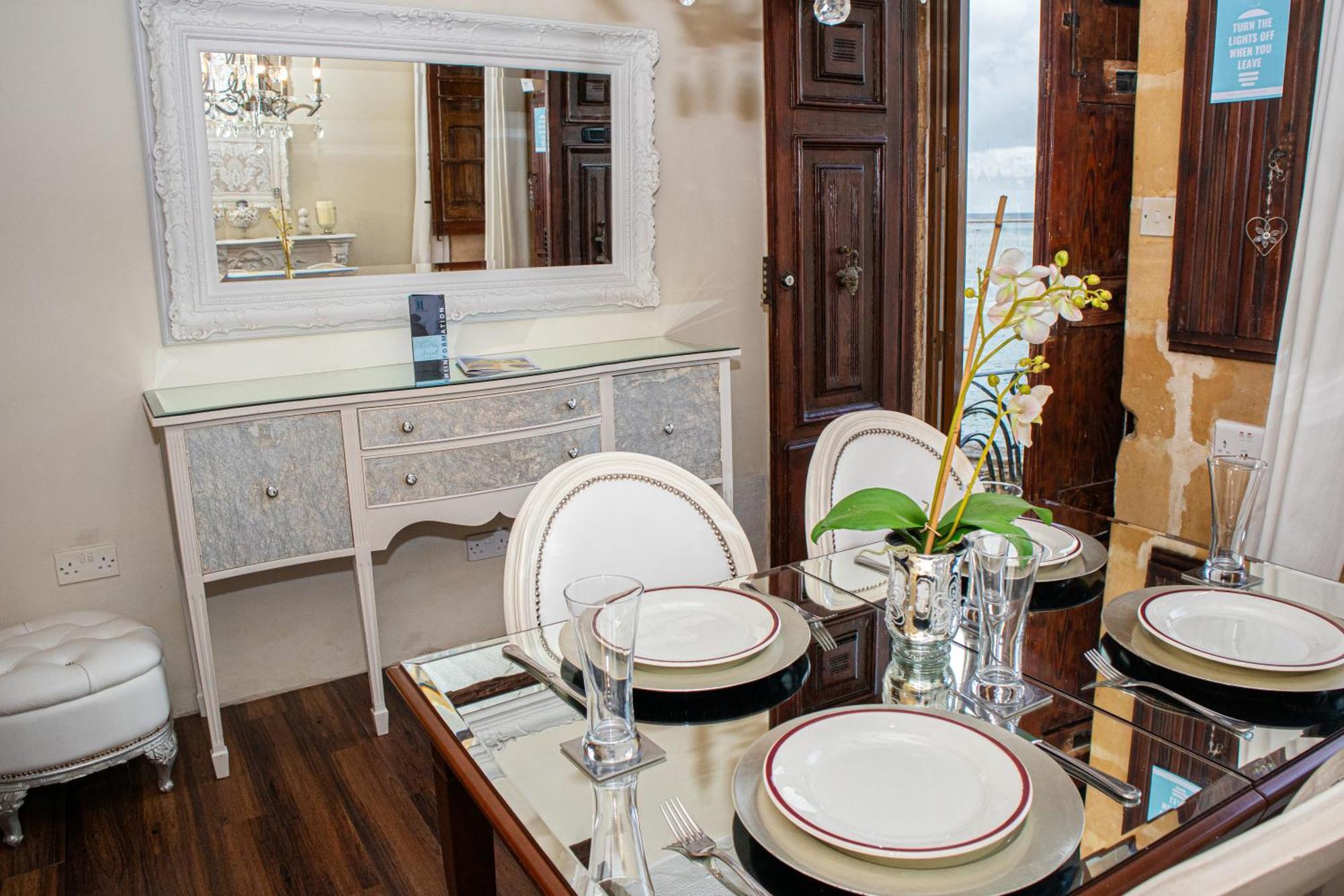 Seagull Birgu - Waterfront Home Εξωτερικό φωτογραφία